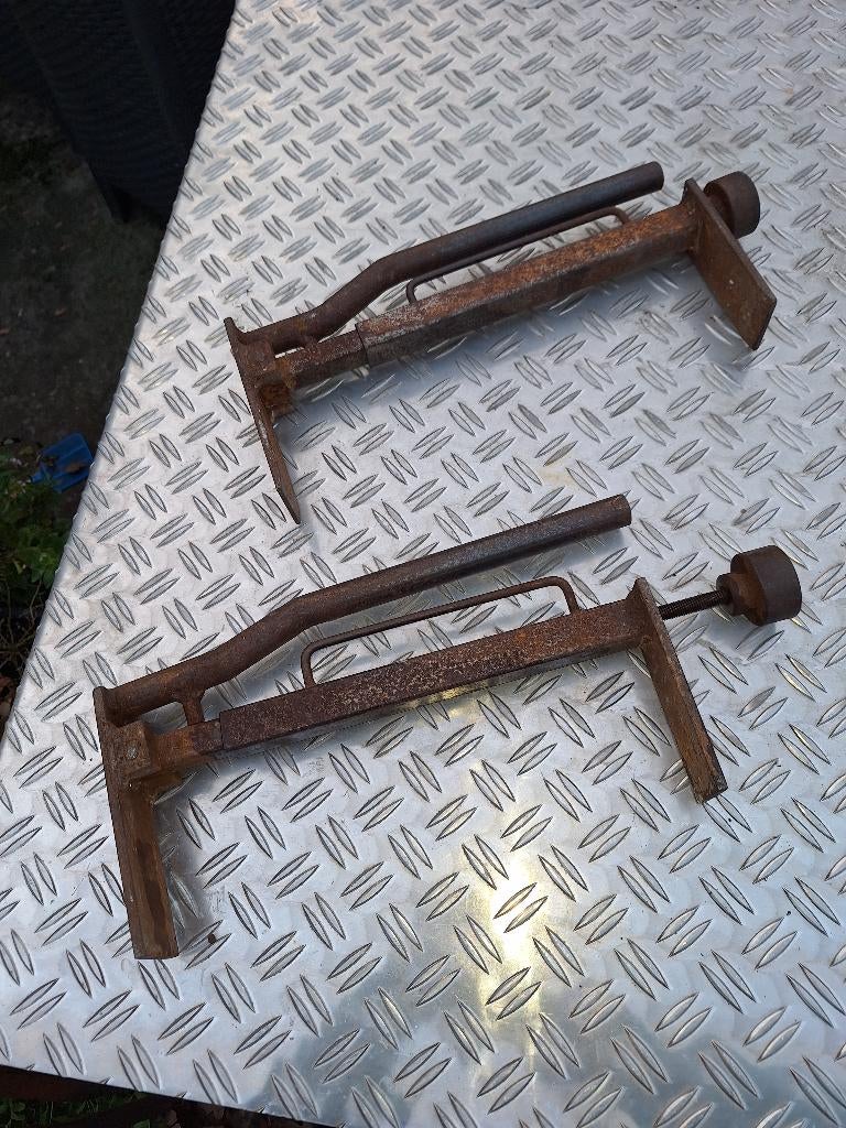 2x hand steenklem  stenenklem, Ophalen of Verzenden, Gebruikt