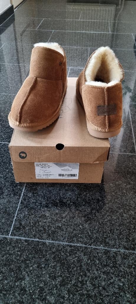 Warmbat, Bruin, Nieuw, Ophalen of Verzenden, Pantoffels of Sloffen