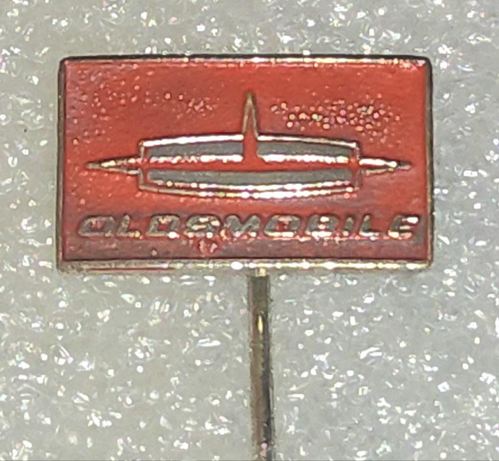 Vintage Oldsmobile Speldje - Klassieke Auto, Ophalen of Verzenden, Gebruikt, Merk, Speldje of Pin