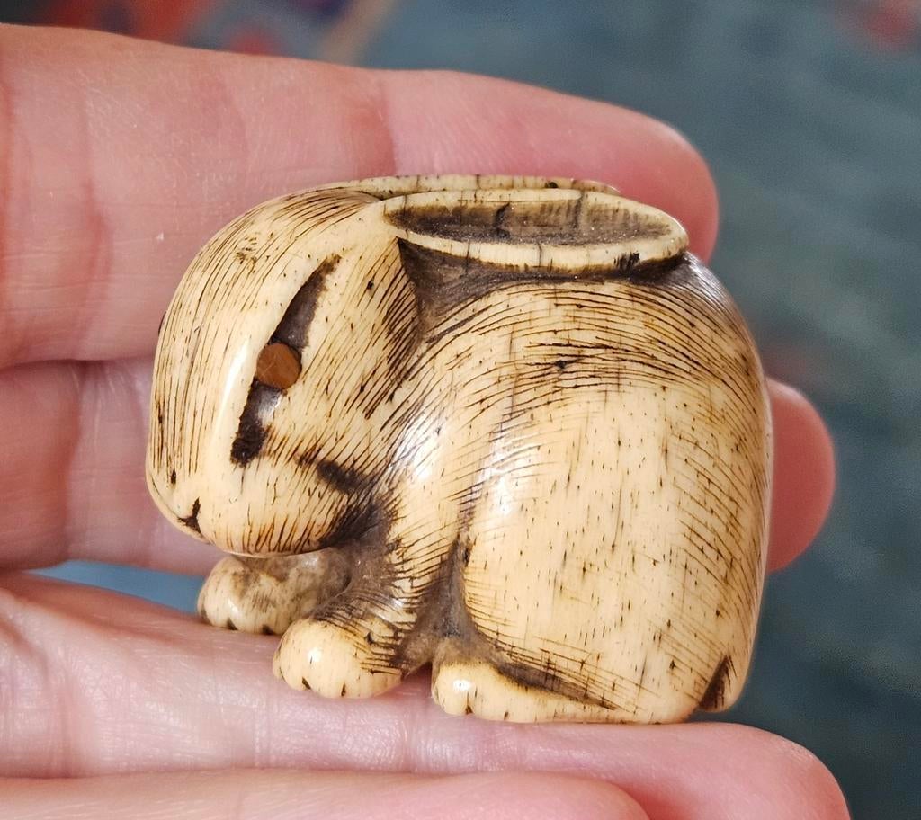 Netsuke van een haas, Ophalen of Verzenden