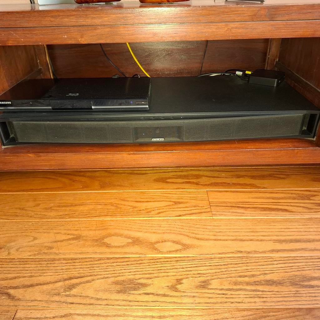 Onkyo Soundbar - Goede staat, 90x40x10 cm, Ophalen of Verzenden, Gebruikt