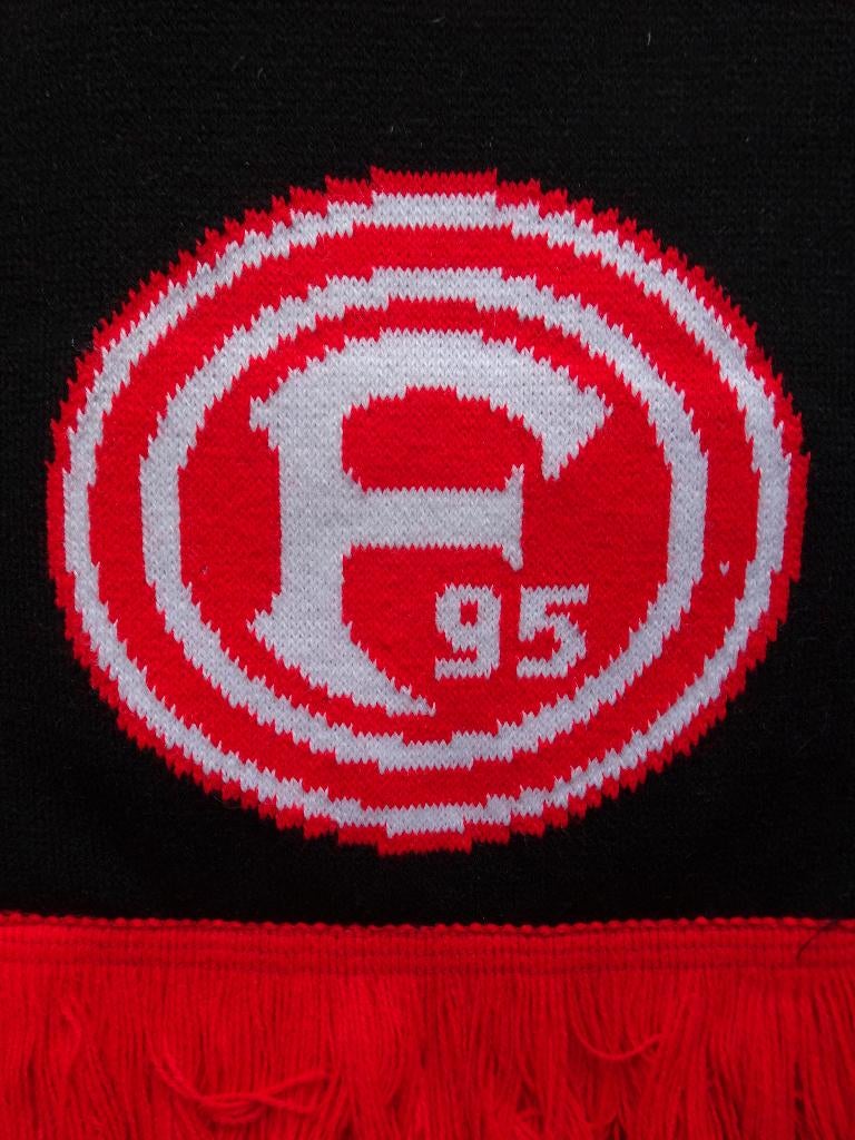 sjaal Fortuna Dusseldorf, Verzamelen, Sportartikelen en Voetbal, Ophalen of Verzenden, Nieuw, Buitenlandse clubs, Vaantje of Sjaal