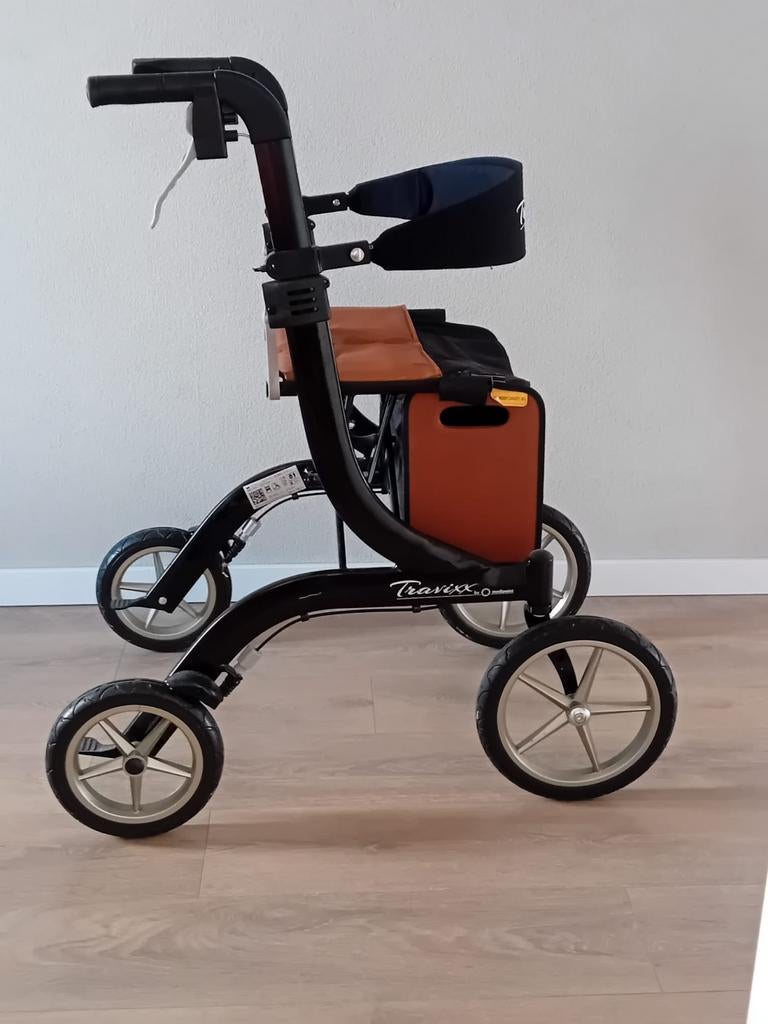 Travixx rollator, Ophalen, Opvouwbaar, Zo goed als nieuw