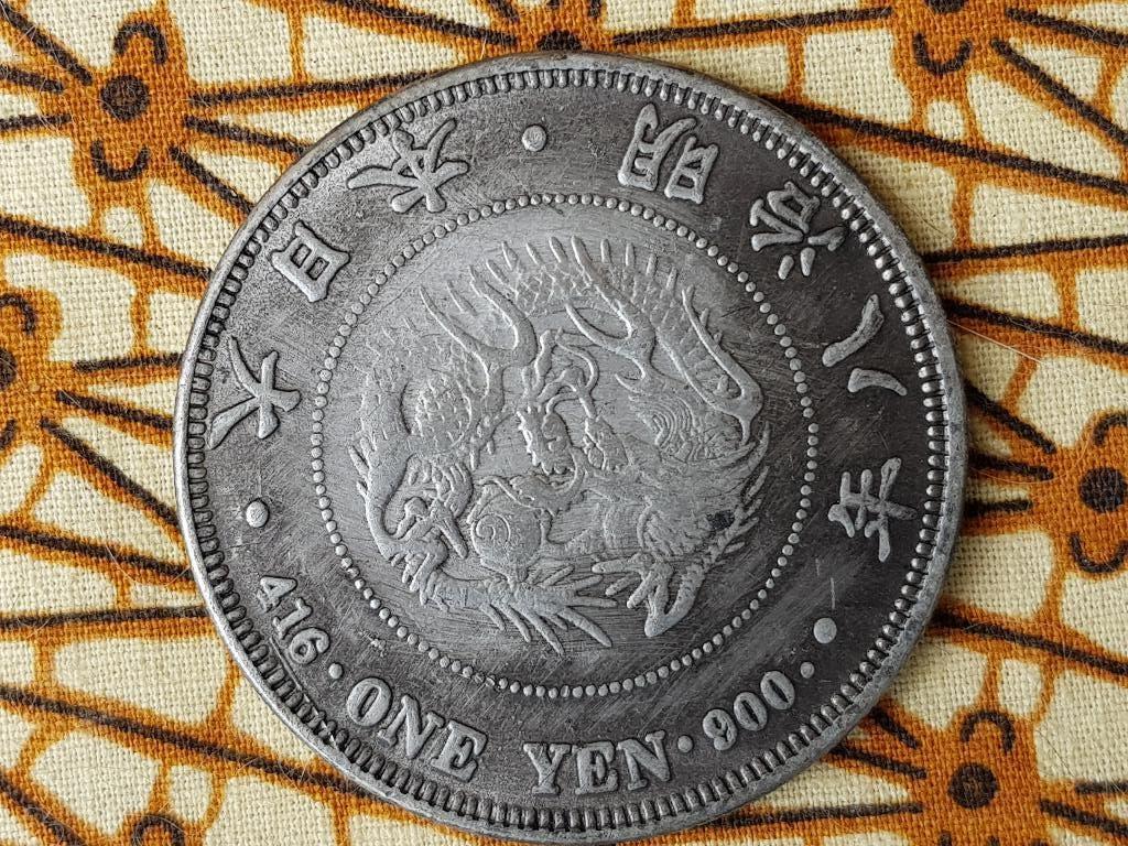 Mooie oude Chinese One Yen munt van zilverbrons 4,4 cm., Antiek en Kunst, Ophalen of Verzenden
