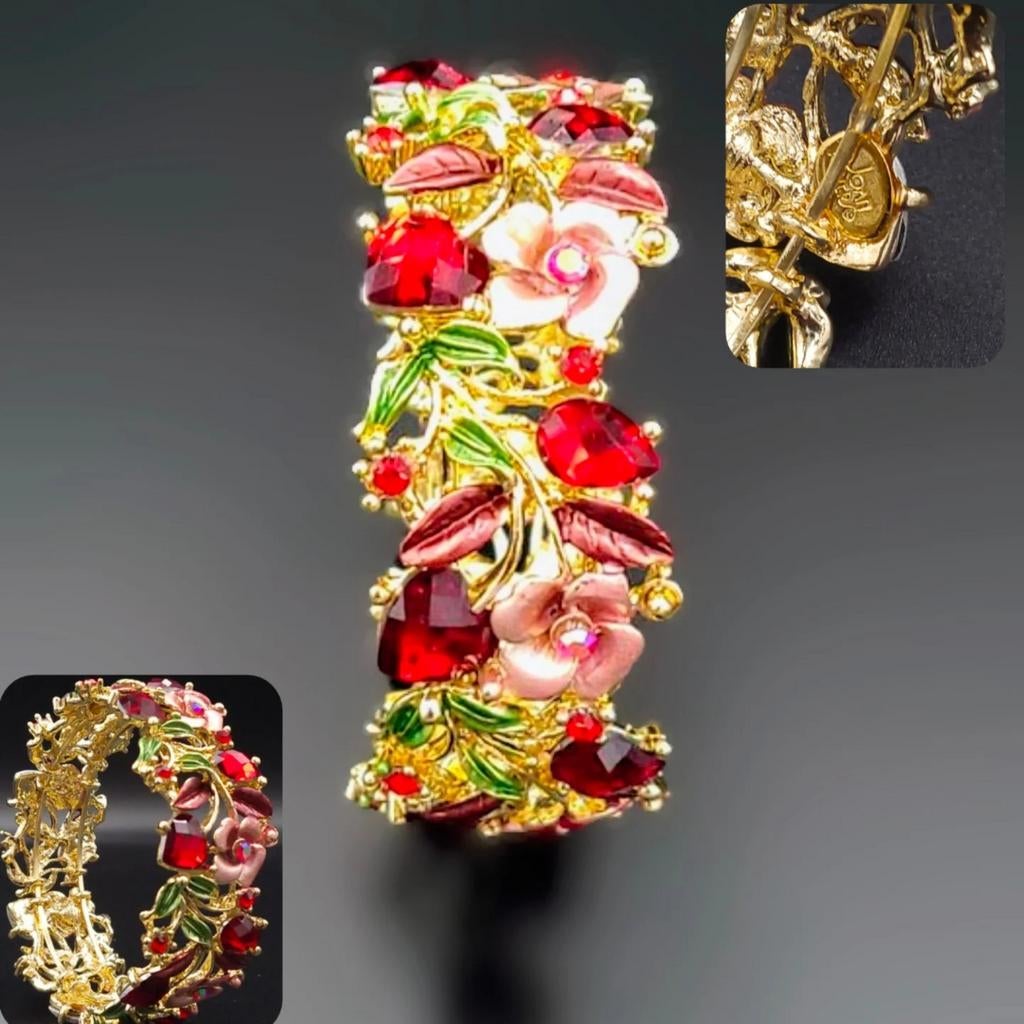 Joan Rivers Bracelet -- Elegant Gold-Tone Statement Piece, Ophalen of Verzenden, Nieuw, Goud, Overige materialen