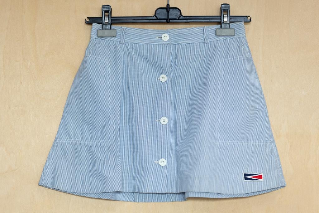 Ann Carol lichtblauw kort tennisrokje met knoopjes 34 XS, Overige merken, L00, Ophalen of Verzenden, Zo goed als nieuw