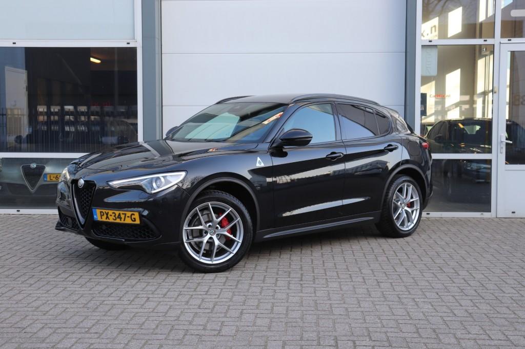Alfa romeo STELVIO 2.0 T AWD SUPER/ORIG.NL/PAN.DAK/HARMANK./, Auto's, Alfa Romeo, Automaat, 4 cilinders, Zwart, Bedrijf