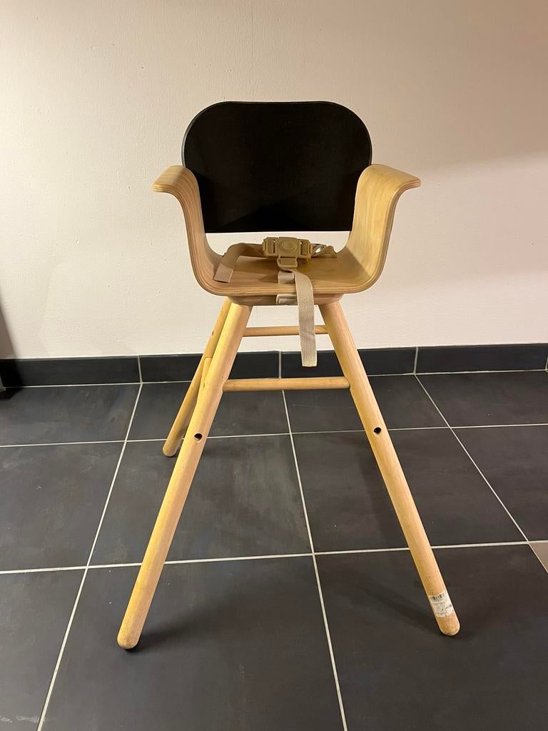 Wooden high chair., Kinderen en Baby's, Kinderstoelen, Ophalen, Zo goed als nieuw, Overige typen