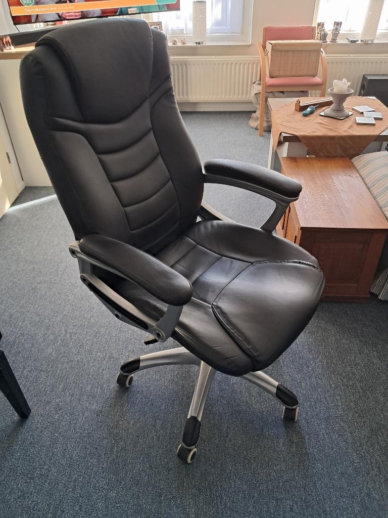 gratis, Huis en Inrichting, Bureaustoelen, Ophalen of Verzenden, Gebruikt, Zwart, Bureaustoel