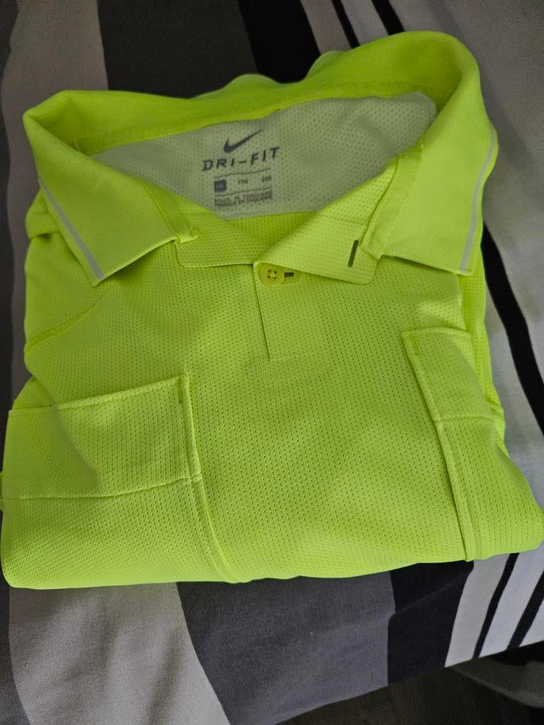 3 scheidsrechter shirts +sokken  in NIEUW STAAT, Ophalen of Verzenden, Zo goed als nieuw, Shirt