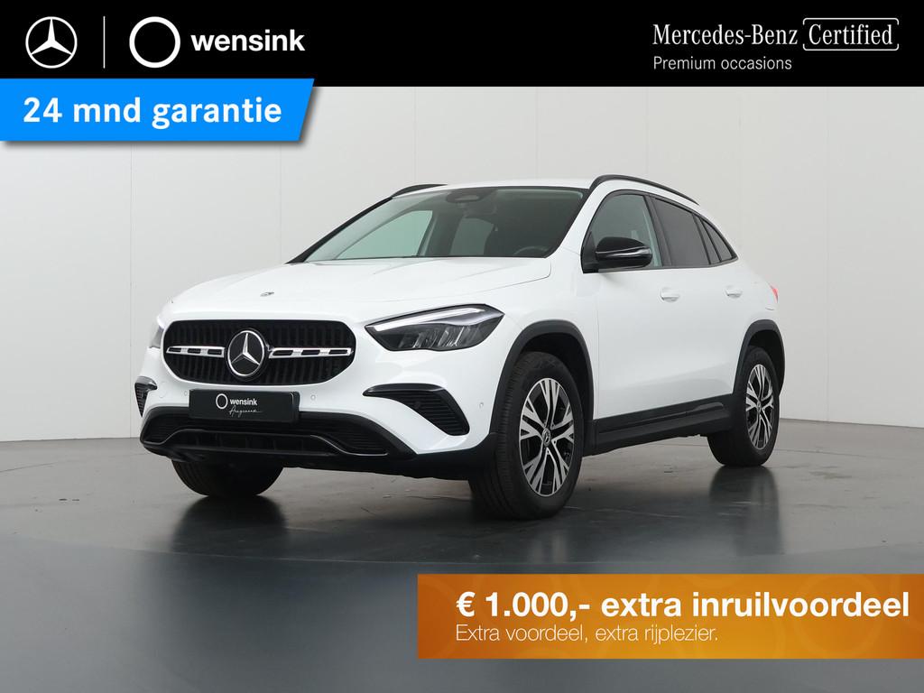 Mercedes-Benz GLA-klasse 250 e Luxury Line | Night pakket |, Stof, 16 kWh, Wit, Bedrijf