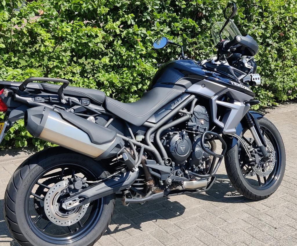 Triumph Tiger 800 XRX in zeer mooie staat, Motoren, Motoren | Triumph, Particulier, Toermotor, meer dan 35 kW, 3 cilinders, ABS