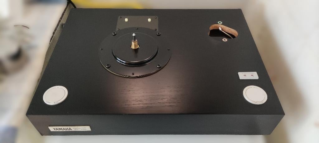 Yamaha GT-750 basis voor de zelfbouwer of onderdelen., Audio, Tv en Foto, Platenspelers, Ophalen of Verzenden, Overige merken