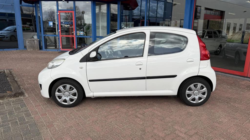 Peugeot 107 1.0-12V XS, Euro 5, Stof, Gebruikt, 4 stoelen