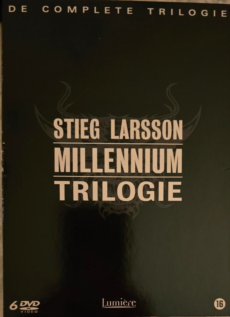 Millennium Trilogie Boxset - Stieg Larsson, Vanaf 16 jaar, Boxset, Ophalen of Verzenden, Zo goed als nieuw