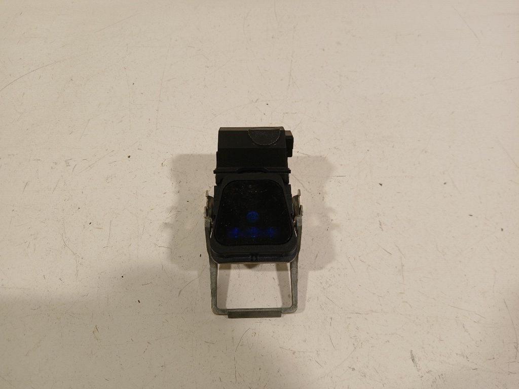 Regensensor Citroën C4, Onderdelen@venauto.nl, Van der Ven Autorecycling B.V., Gebruikt, Ettenseweg 76, 4706 PB Roosendaal, The Netherlands