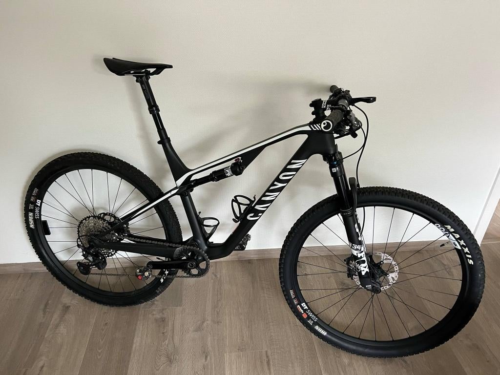 Canyon Lux trail CF taille L 500 KM, Fietsen en Brommers, Fully, Ophalen, Zo goed als nieuw, Overige merken