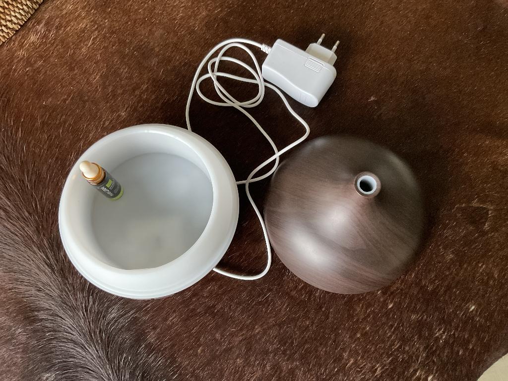 Aroma diffuser, Ophalen of Verzenden, Zo goed als nieuw