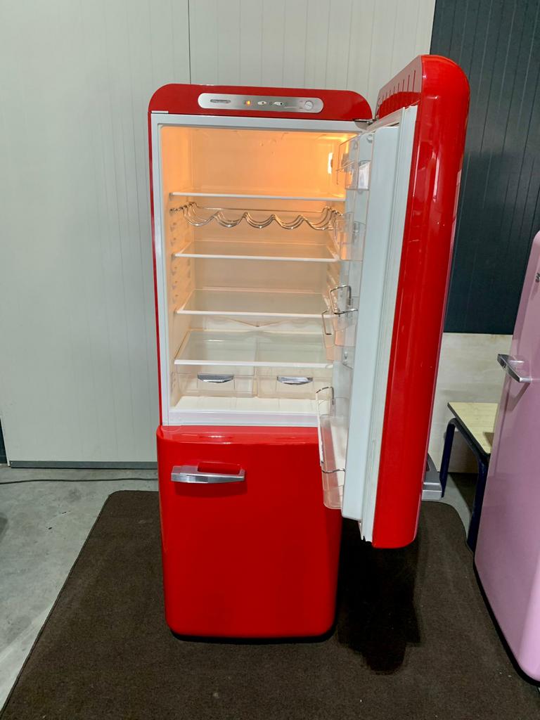 Retro Smeg Koelkast met Vriesvak, Witgoed en Apparatuur, Koelkasten en IJskasten, Gebruikt, 200 liter of meer, 60 cm of meer, Met aparte vriezer