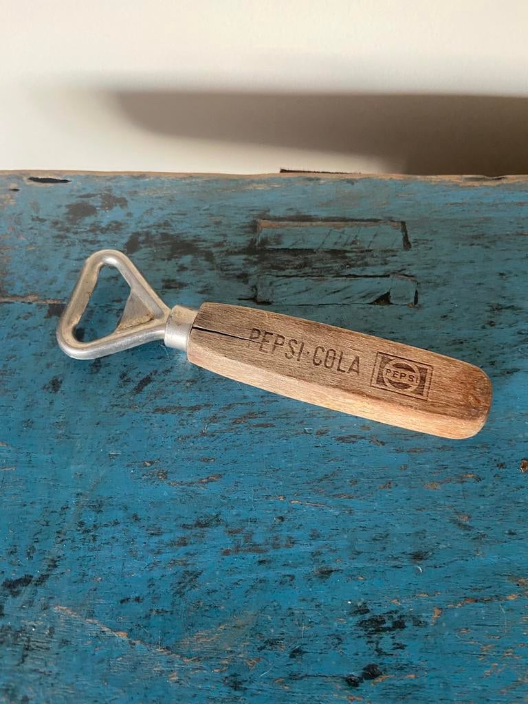 Vintage houten en metaal flessenopener Pepsi Cola, Ophalen of Verzenden, Gebruikt, Gebruiksvoorwerp