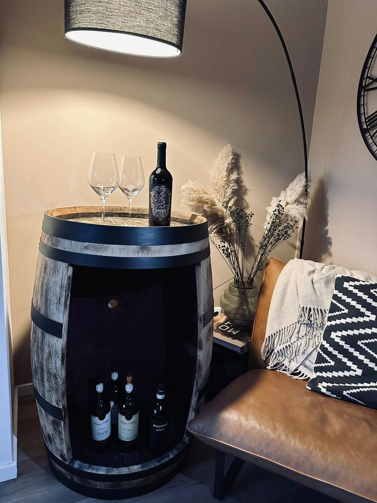 Barrel bar | wijnvat | drankkast, Ophalen, Bar, Bar, Zo goed als nieuw