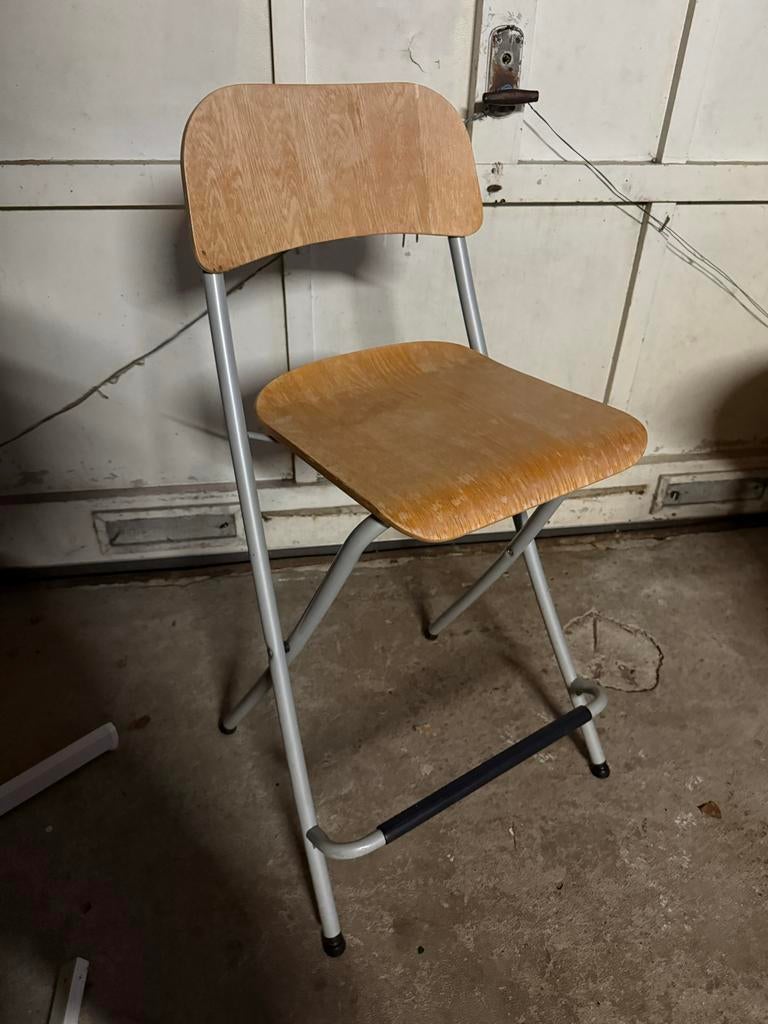 Hoge klap kruk, Ophalen, Gebruikt, Hout