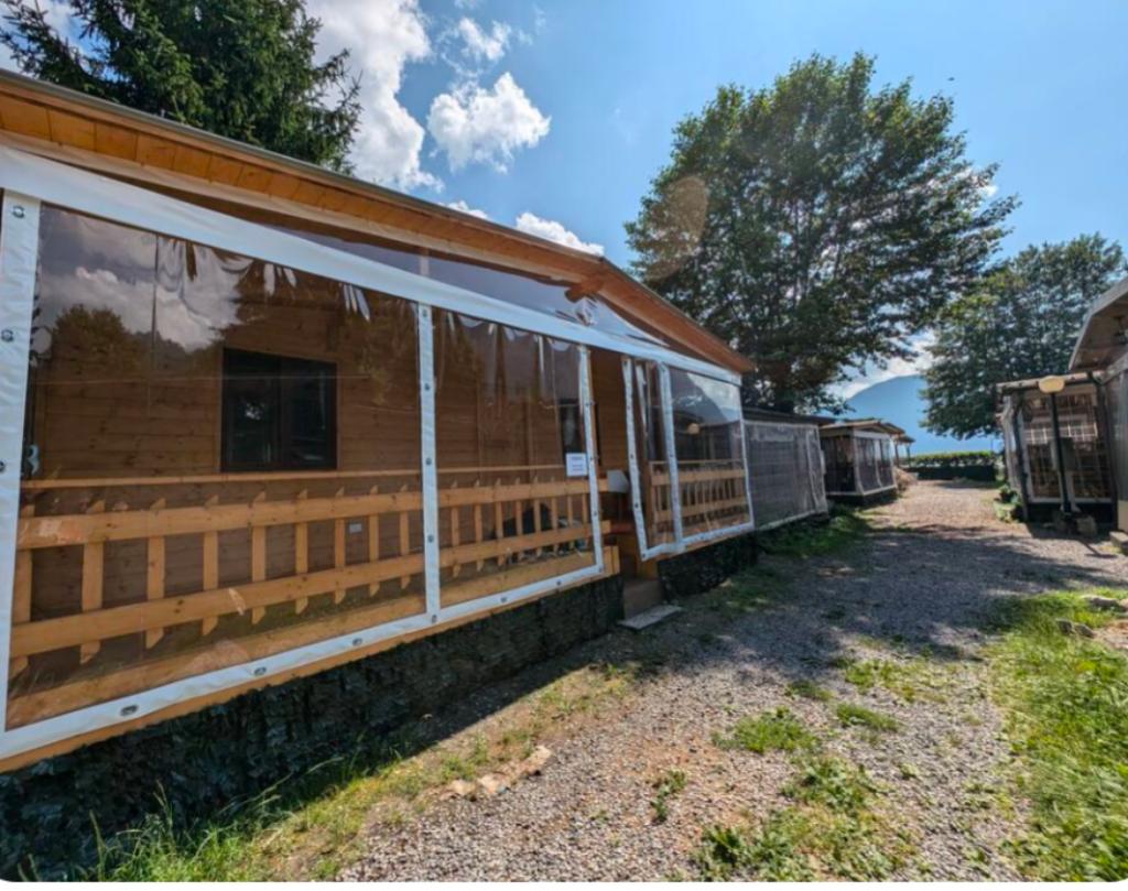 Te koop : Nieuwe chalets aan het meer van Lugano, 2 slaapkamers, Lombardije en Merengebied, Recreatiepark, Aan meer of rivier