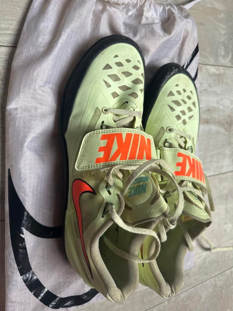 Nike werpschoenen spikes maat 44,5, Ophalen, Gebruikt, Spikes, Nike