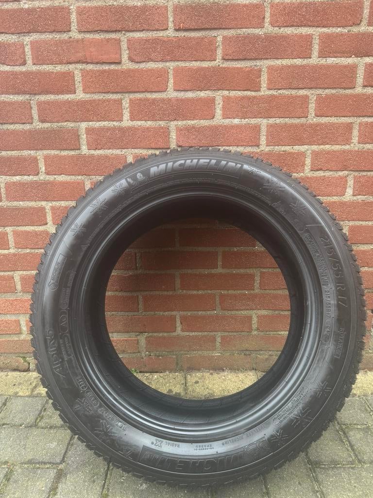 Michelin Alpin 5 Winterband 215/55/17 DOT 2225 8.28mm! ZGAN, Auto-onderdelen, Ophalen of Verzenden, Gebruikt, Overige automerken