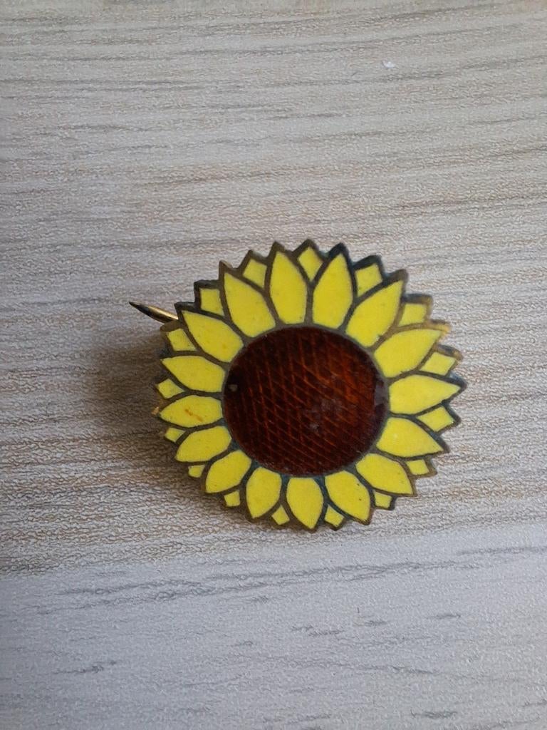 Vintage Zonnebloem Broche - Jaren 60, Sieraden, Tassen en Uiterlijk, Broches, Overige materialen, Gebruikt, Geel, Minder dan 4 cm