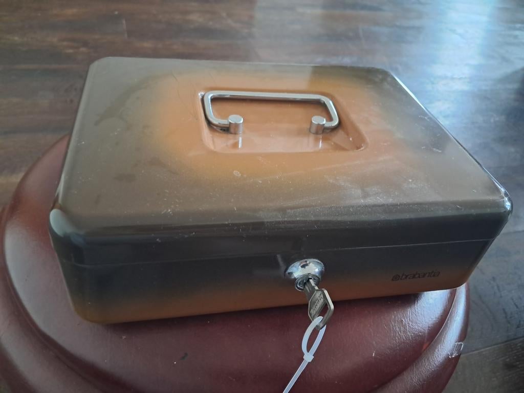 Metalen kistje met slot, Huis en Inrichting, Woonaccessoires | Kisten, Minder dan 50 cm, Gebruikt, Minder dan 50 cm, Ophalen of Verzenden