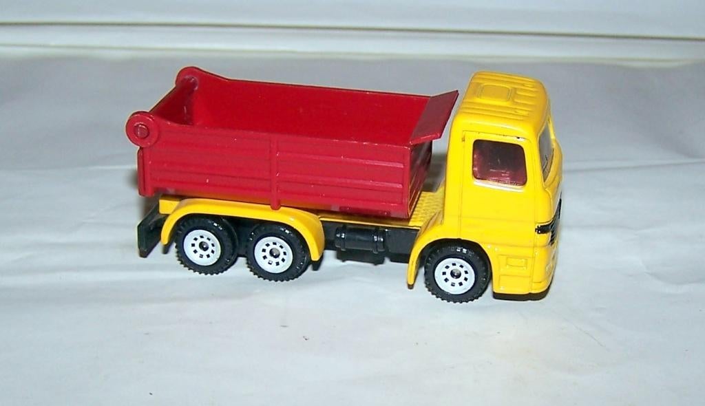 SIKU Kipper model. Nwst., Ophalen of Verzenden, Nieuw, Bus of Vrachtwagen