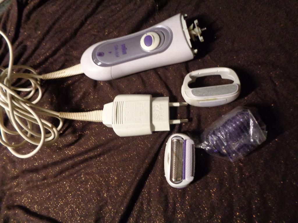 lady shave van de braun, Ophalen of Verzenden, Nieuw, Scheren en Epileren