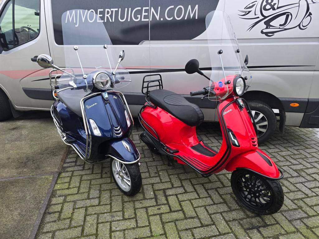 2x Vespa Primavera vol beugels windscherm led sprint, Ophalen, Italie, Vespa, Zo goed als nieuw