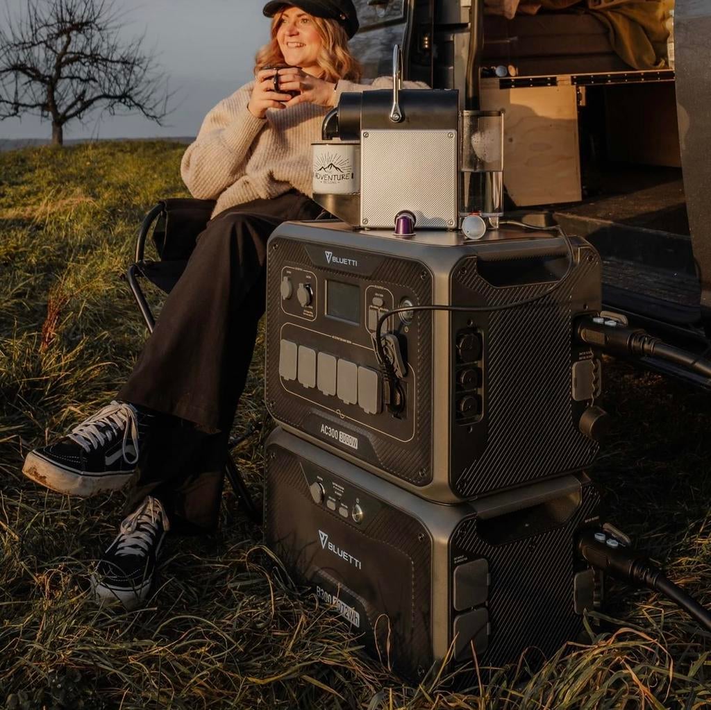 Bluetti AC300 inverter Nieuw in doos €400 vaste prijs, Ophalen, Nieuw