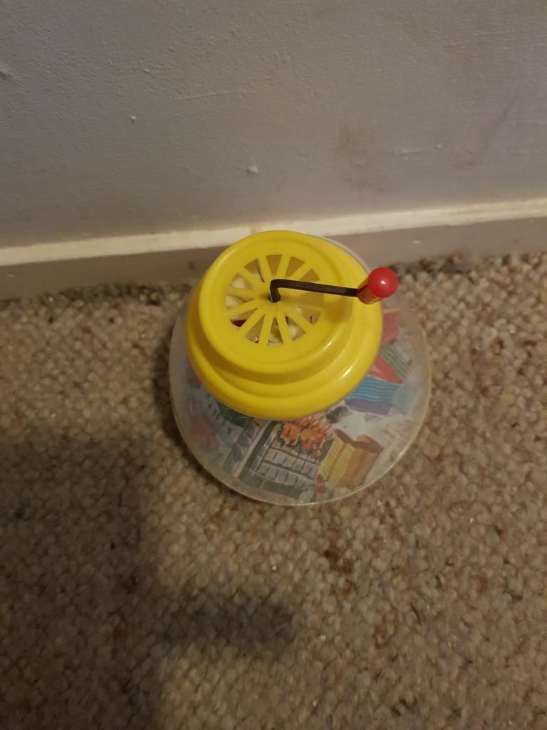 Muziekdoosje jaren zestig., Kinderen en Baby's, Speelgoed | Babyspeelgoed, Ophalen, Gebruikt, Overige typen