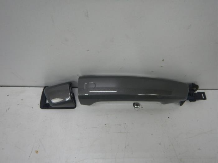 Audi A1 82A Portiergreep Rechts-voor keyless, Ophalen of Verzenden, Gebruikt, Rechts, Deur