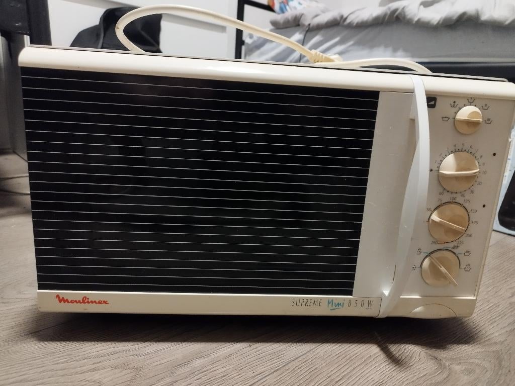 Microwave oven magnetron met grill, Witgoed en Apparatuur, Magnetrons, Combimagnetron, Gebruikt, Grill, Ophalen of Verzenden