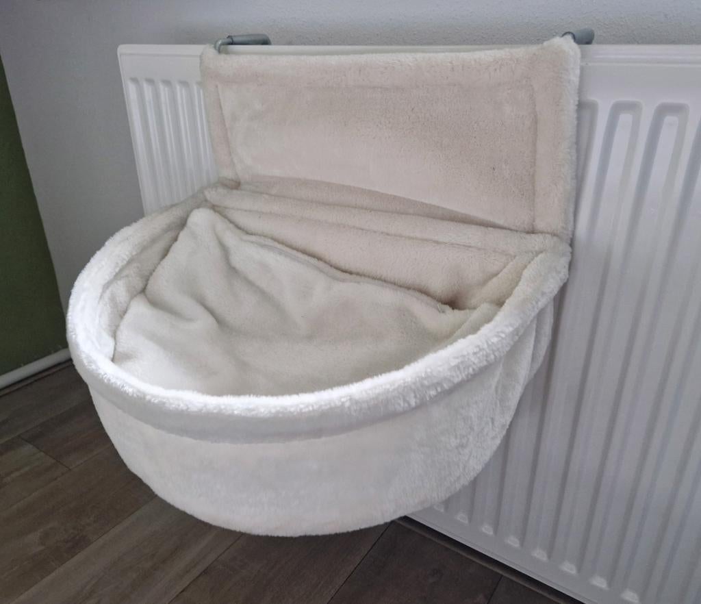 Radiatorhangmat hangmat pluche mandje wit 45x13x33 cm, Ophalen, Nieuw, Pluche