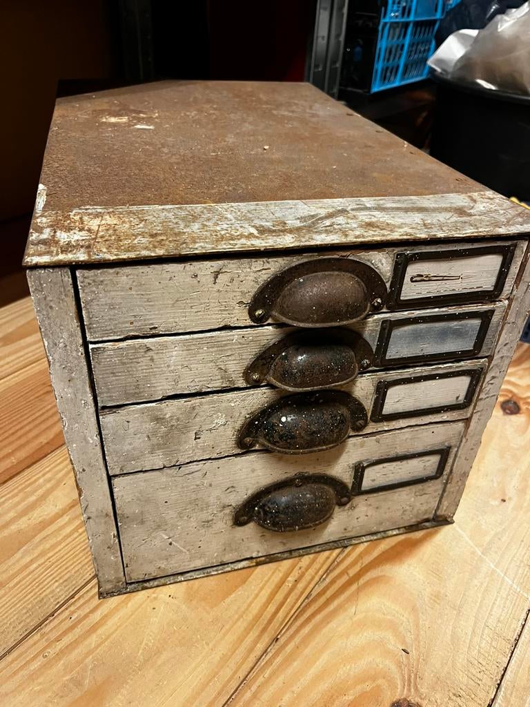 Antieke vintage werkplaats ladenlast kast, Huis en Inrichting, Kasten | Ladekasten, Ophalen, 50 tot 100 cm, Zo goed als nieuw