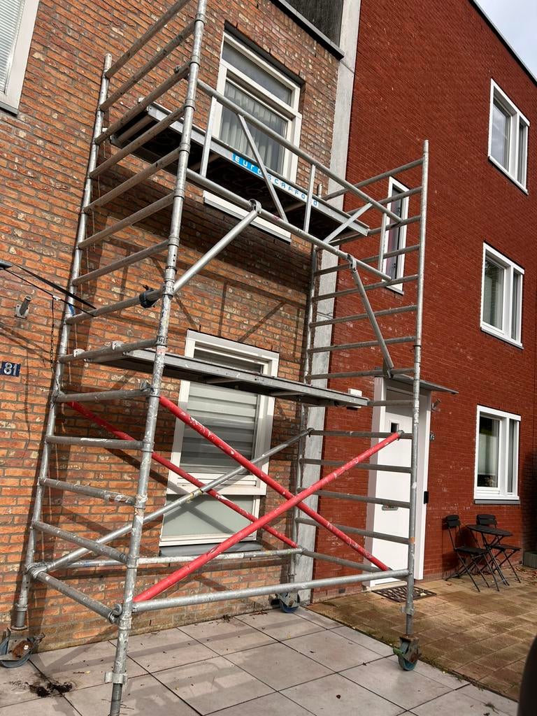 Steiger verhuur Denhaag/Rotterdam, Ophalen of Verzenden, Zo goed als nieuw, Rolsteiger of Kamersteiger, 5 meter of hoger