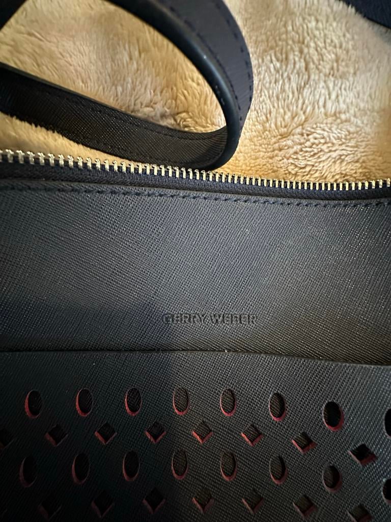 Gerry Weber Schoudertas - donkerblauw, Sieraden, Tassen en Uiterlijk, Ophalen of Verzenden, Zo goed als nieuw, Blauw, Schoudertasje