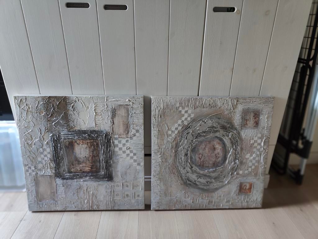 Twee abstracte schilderijen van Cobra Art, Ophalen