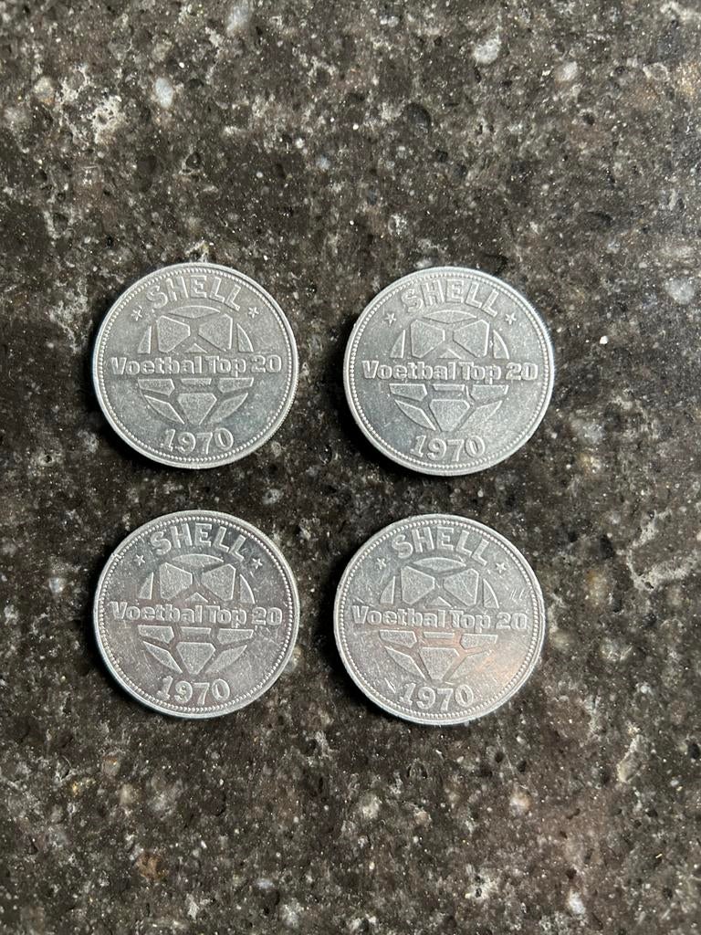 Shell Voetbal Top 20 Munten 1970 - Collectors Item, Verzamelen, Ophalen, Gebruikt, Overige sporten, Overige typen