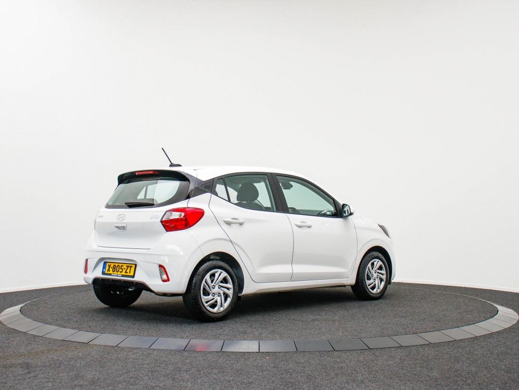 Hyundai i10 1.0 Comfort | Navigatie via Carplay | Prive leas, Keurmerk '100% Onderhouden', 12 maanden, Stof, Gebruikt