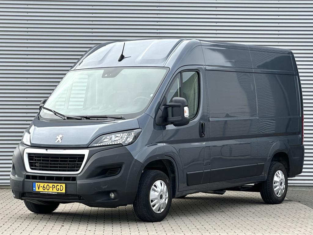 Peugeot Boxer 335 2.2 BlueHDi 140pk L2H2 Trekhaak|navi|airco, Voorwielaandrijving, Stof, Gebruikt, Euro 6