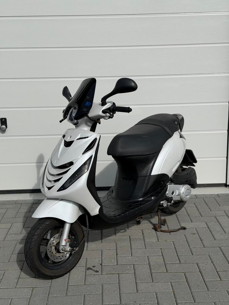 Piaggio zip 2019 (vandaag nog op te halen), Zip, Ophalen of Verzenden, Zo goed als nieuw, Benzine