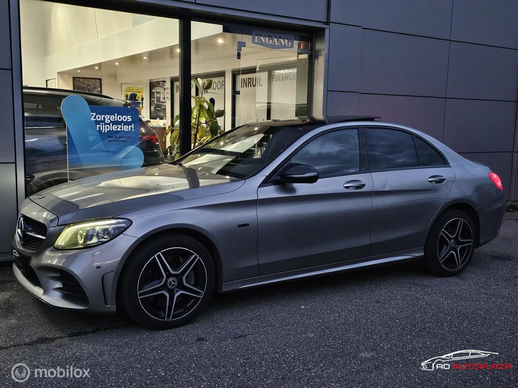 Mercedes C-klasse 300 de AMG Panorama/Camera/Virtual cockpit, Automaat, 4 cilinders, 1795 kg, Bedrijf