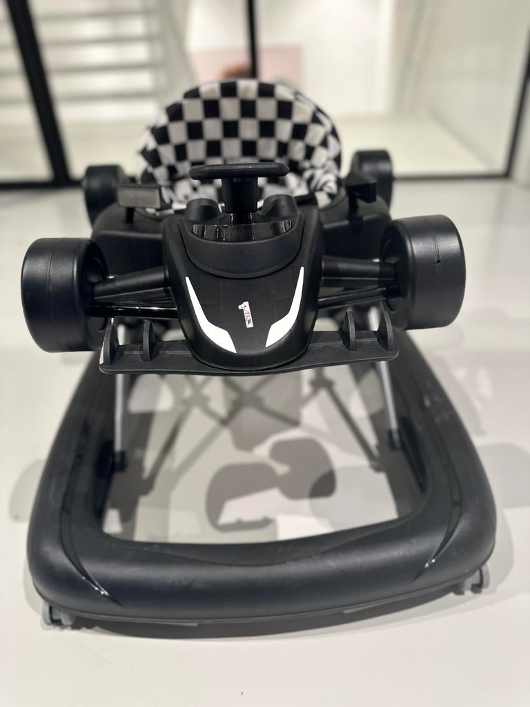 Qute Q Racer Loopstoel Zwart, Ophalen, Zo goed als nieuw