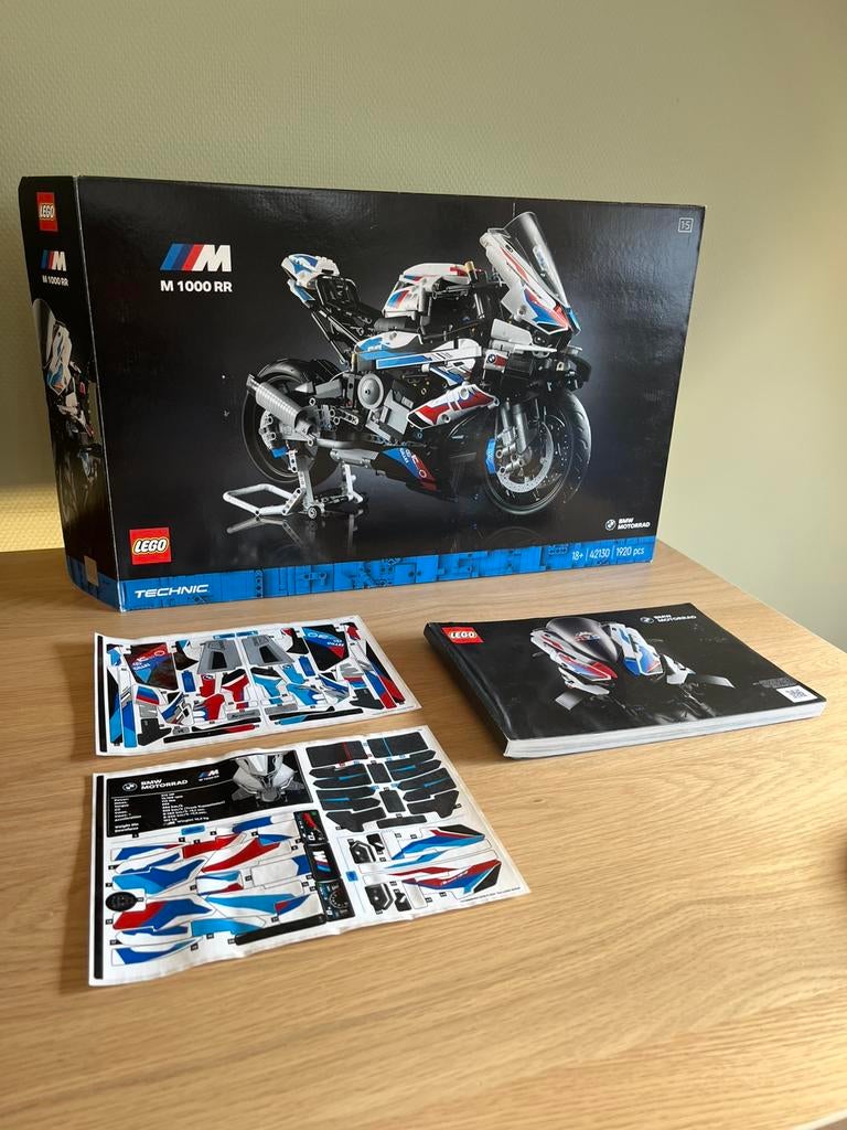 LEGO 42130, Ophalen of Verzenden, Zo goed als nieuw